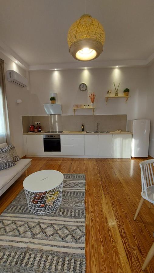 Onar Beachfront Residence, Loutraki Экстерьер фото