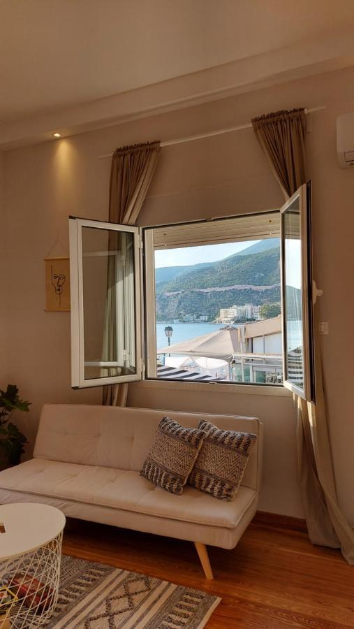 Onar Beachfront Residence, Loutraki Экстерьер фото