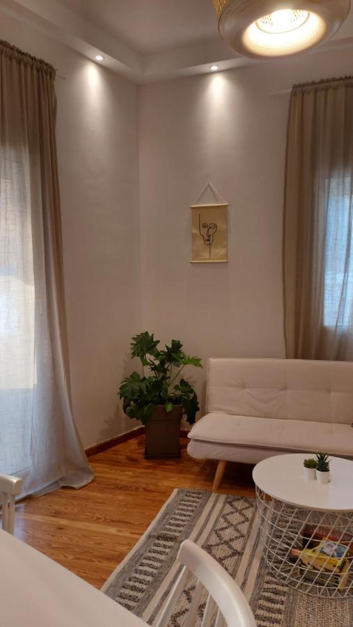 Onar Beachfront Residence, Loutraki Экстерьер фото